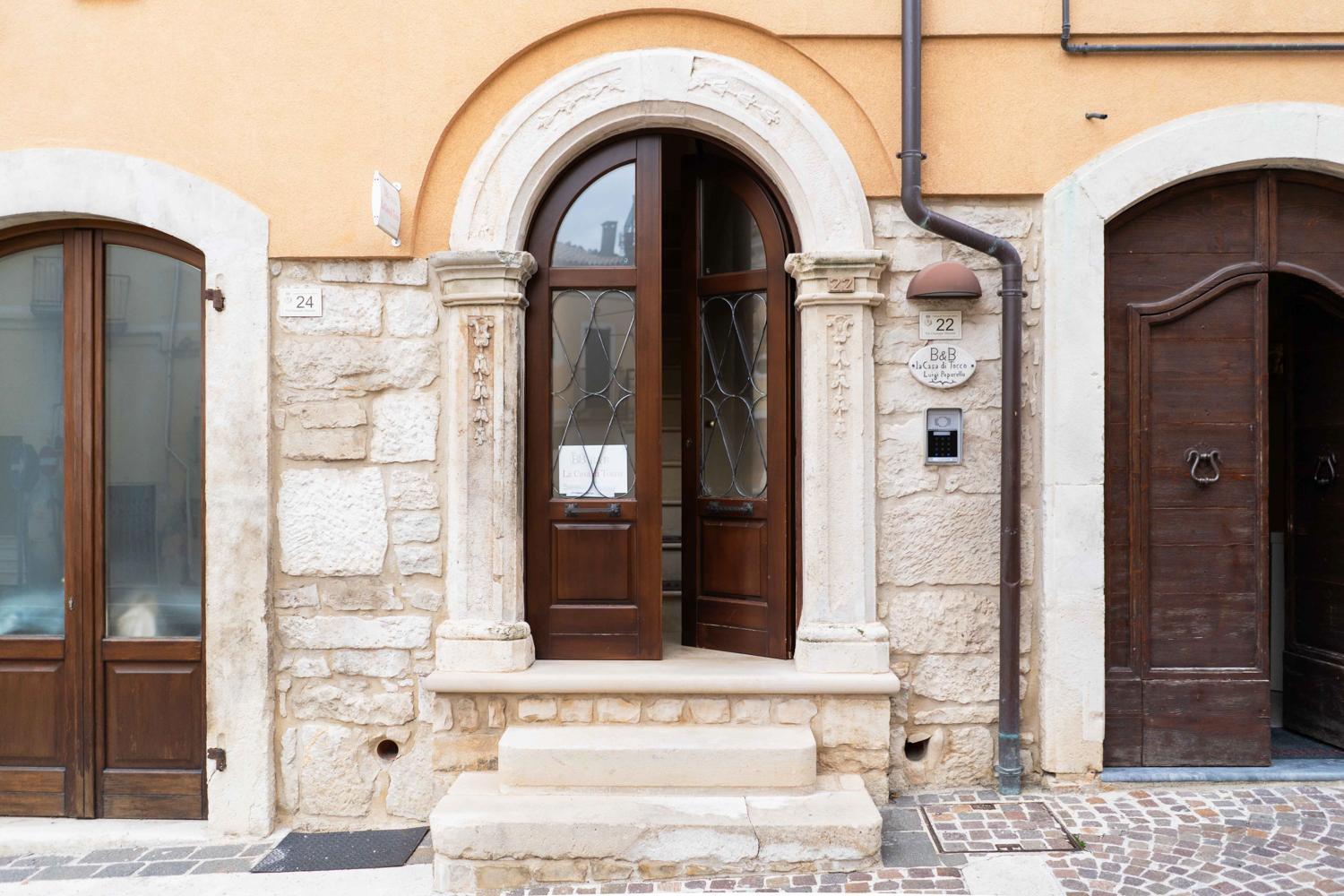 Tocco da Casauria B&B La Casa Di Tocco المظهر الخارجي الصورة